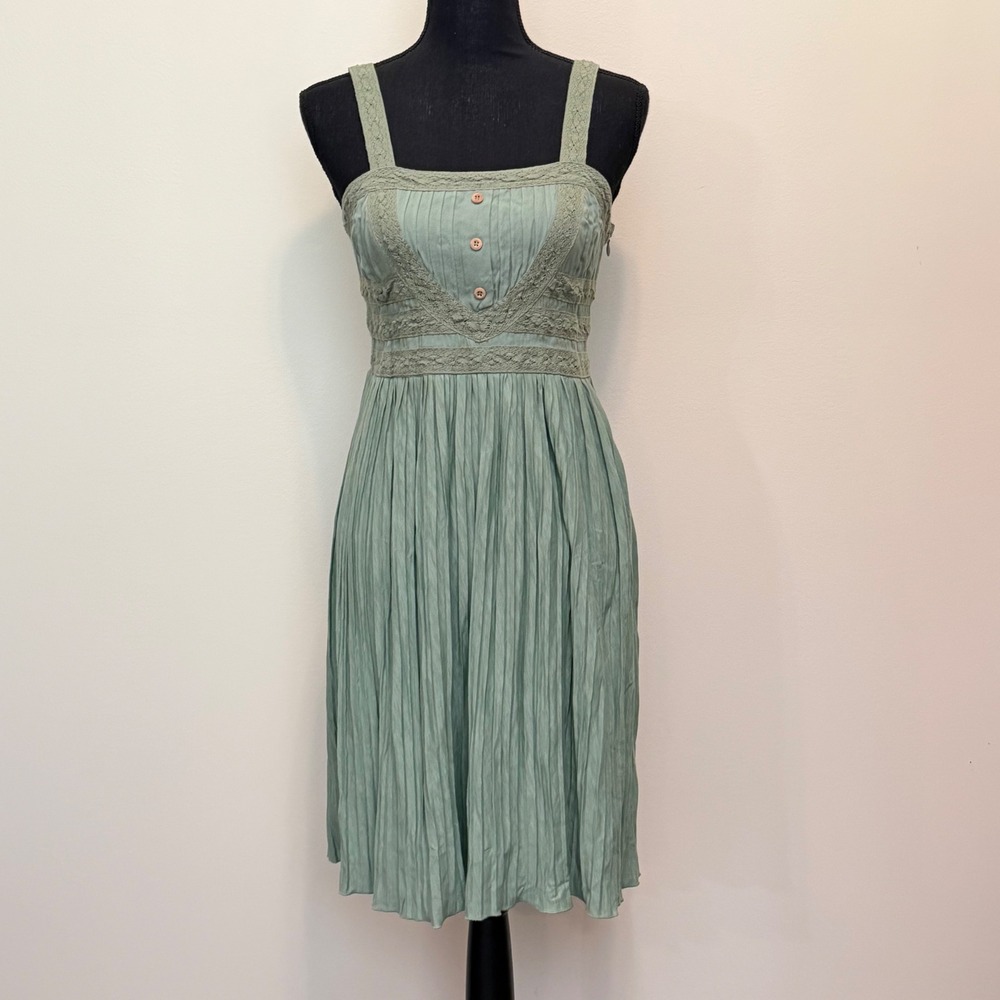 Matilda Jane Joanna Gaines Sage Green Lace Crinkle‎ Pleated Mini Dress Womens S